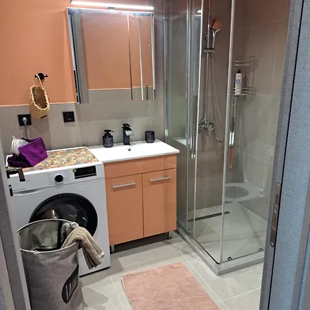 Avras Experience 8 Apartment