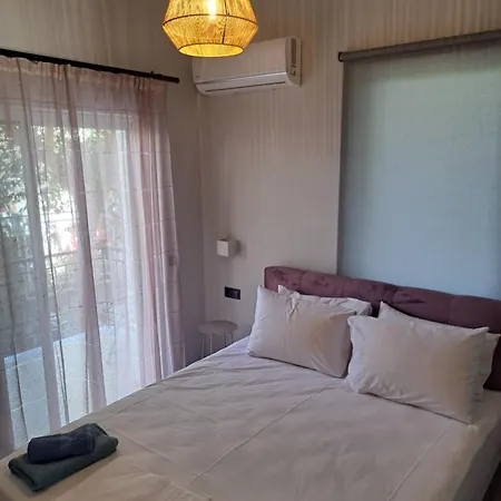 Avras Experience 8 Apartment